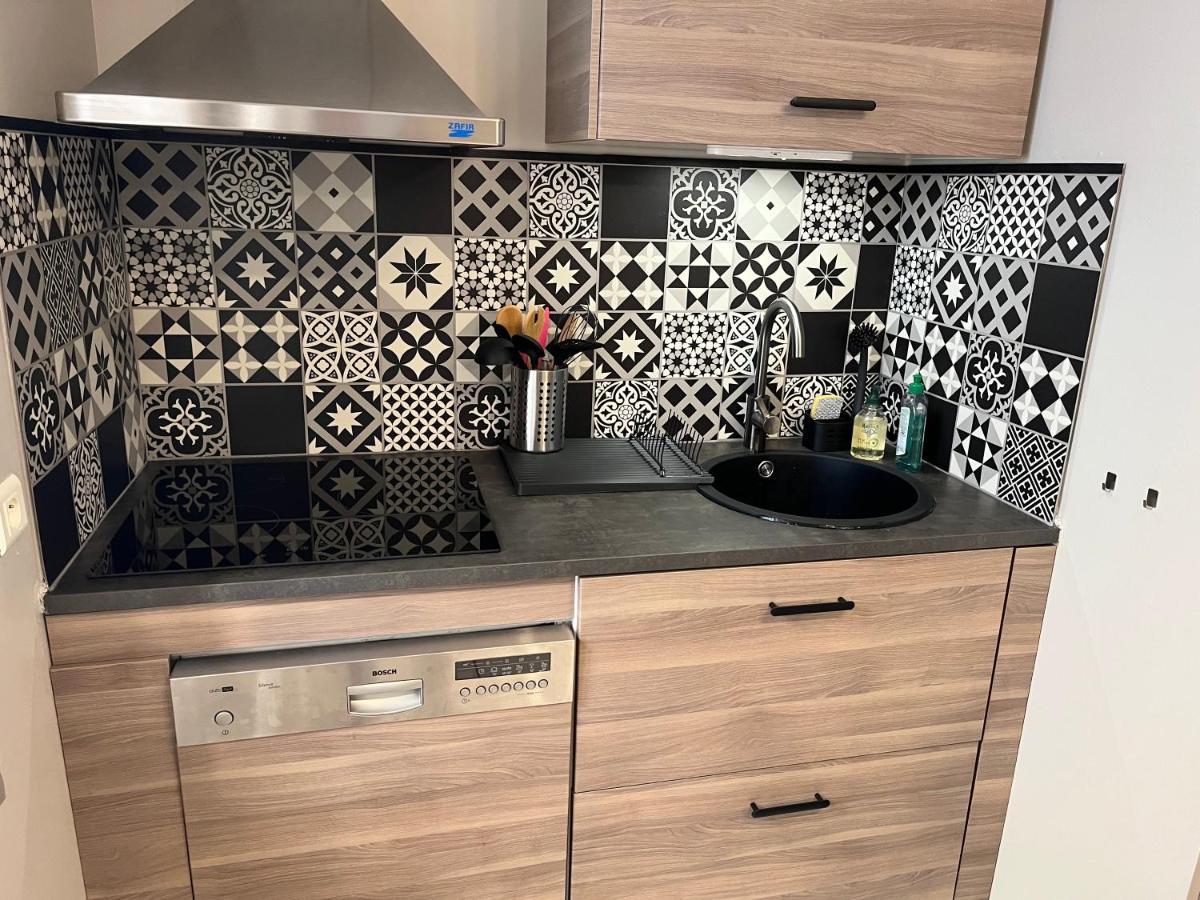Bel Appartement 2 Chambres Au Coeur Du Village Eyragues Kültér fotó