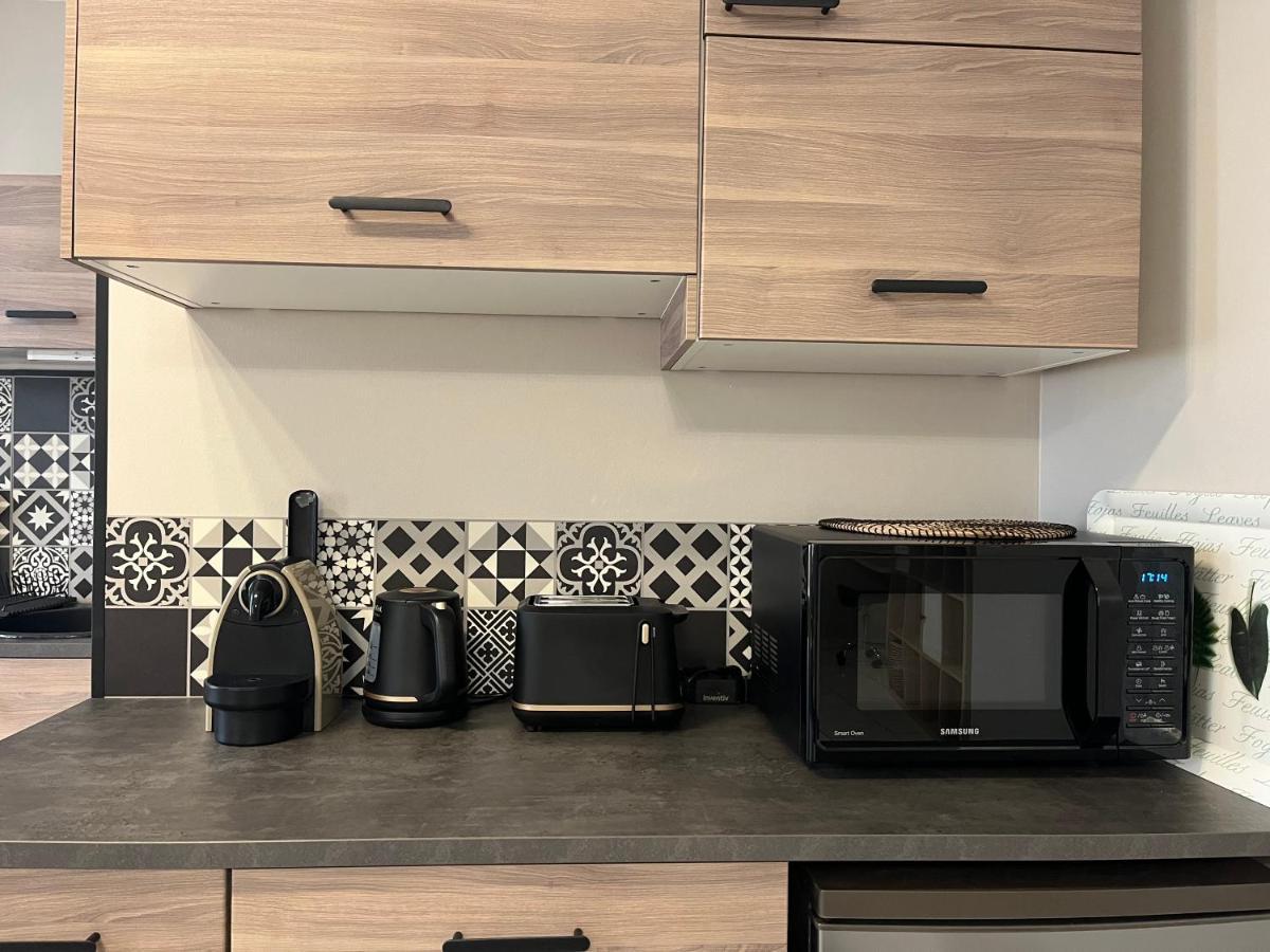 Bel Appartement 2 Chambres Au Coeur Du Village Eyragues Kültér fotó