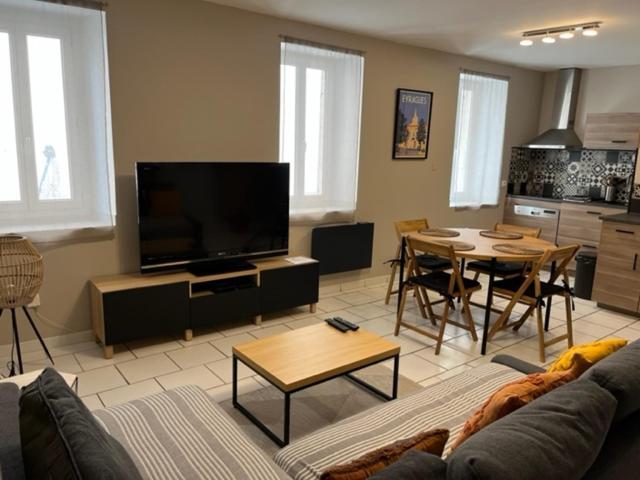 Bel Appartement 2 Chambres Au Coeur Du Village Eyragues Kültér fotó